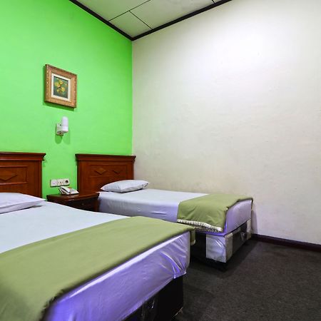 Hotel Sumatera Medan Zewnętrze zdjęcie