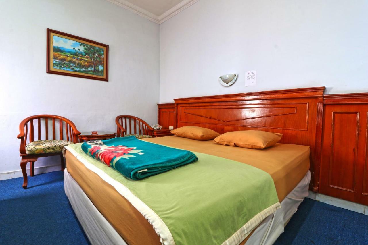 Hotel Sumatera Medan Zewnętrze zdjęcie