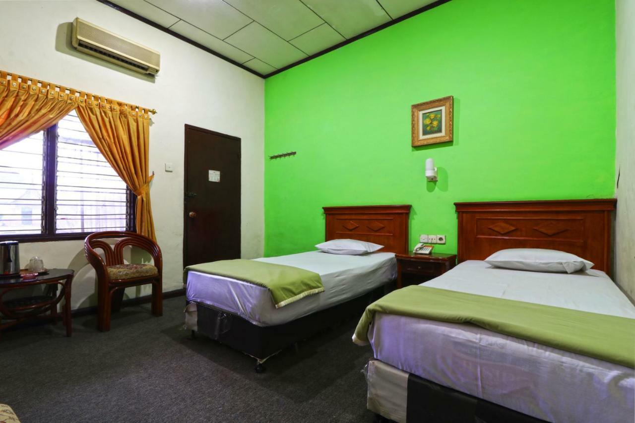 Hotel Sumatera Medan Zewnętrze zdjęcie