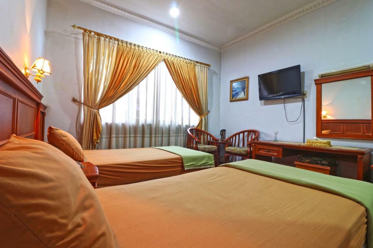 Hotel Sumatera Medan Zewnętrze zdjęcie