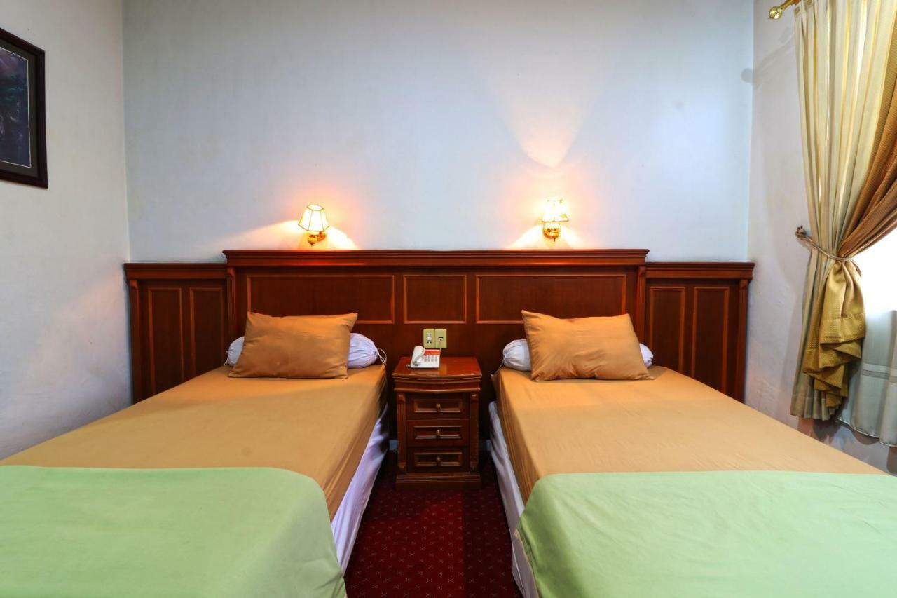 Hotel Sumatera Medan Zewnętrze zdjęcie